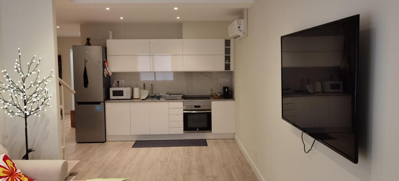 Barcelona Duplex De 3 Habitaciones Οσπιταλέτ ντε Λιοβρεγάτ Εξωτερικό φωτογραφία